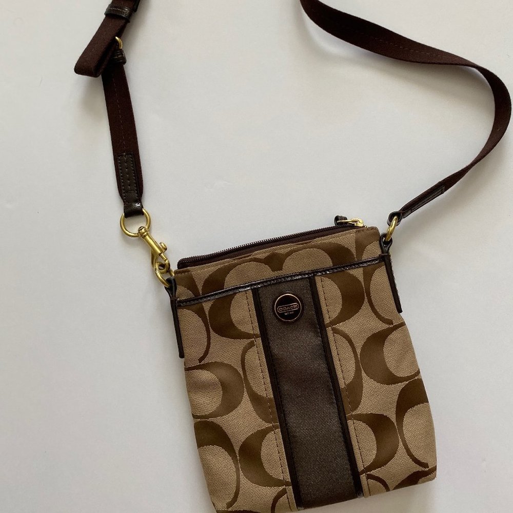 Coach Cross Body Brown Purse Leather Straps